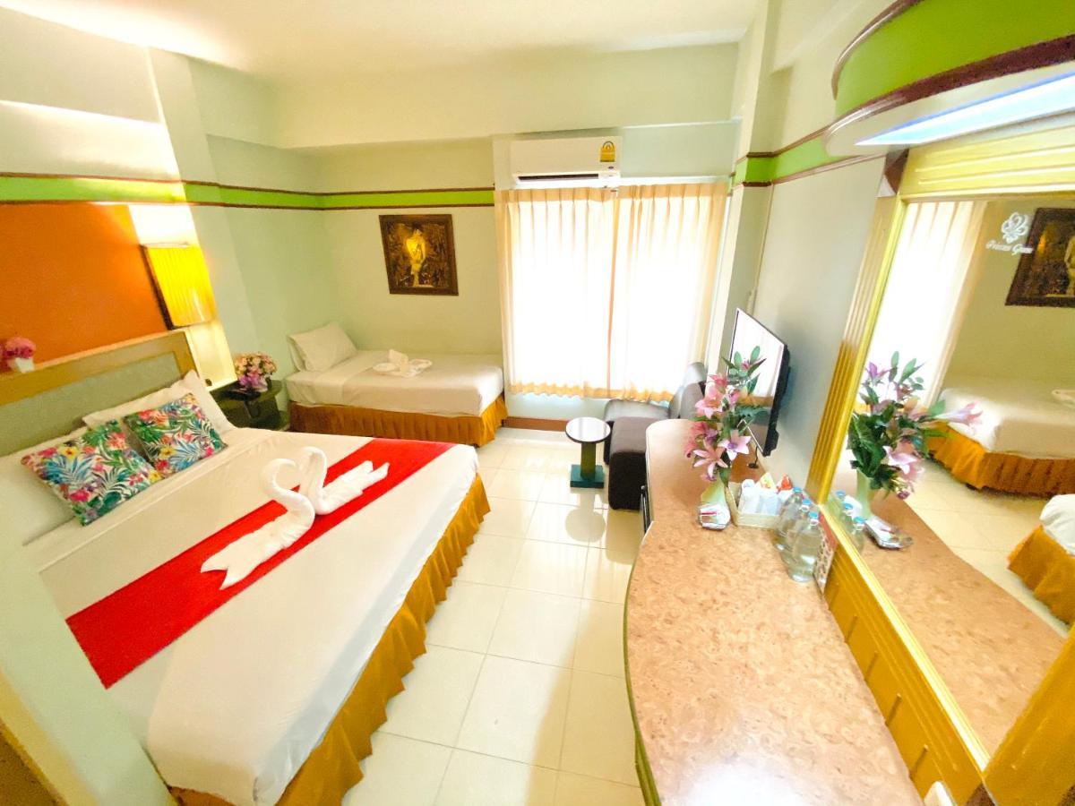 Polkadot Hostel Phitszanulok Kültér fotó