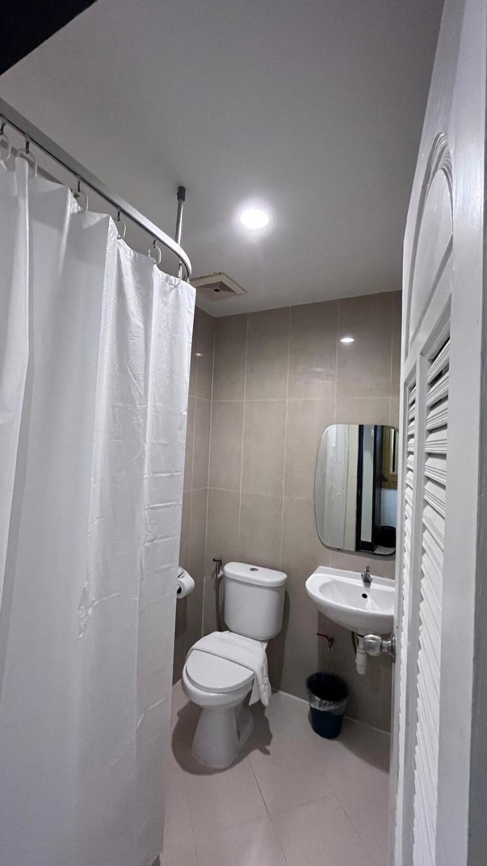 Polkadot Hostel Phitszanulok Kültér fotó
